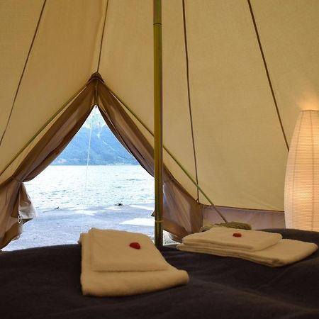 Hotel Dosen Gard Luster Exteriér fotografie