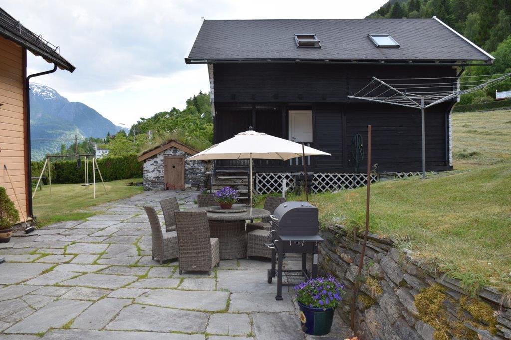 Hotel Dosen Gard Luster Exteriér fotografie